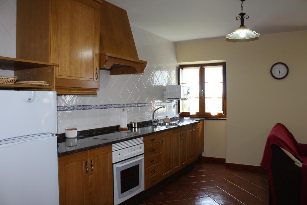 קאסטרופול Apartamentos Casa Cerolleiro מראה חיצוני תמונה