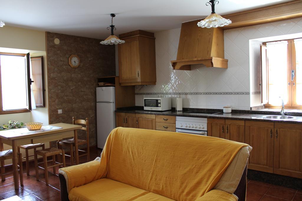 קאסטרופול Apartamentos Casa Cerolleiro מראה חיצוני תמונה
